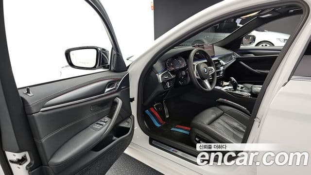 BMW 5시리즈 (G30) 520i M Sport, 2023 11