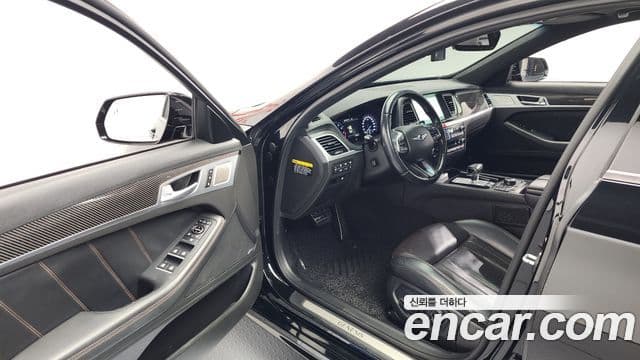 Genesis G80 Sport, 2017 10