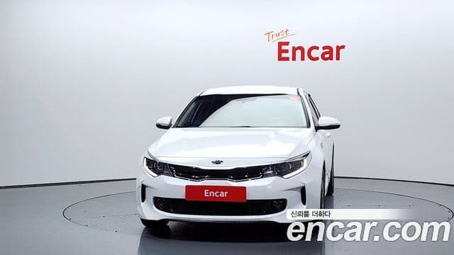 Kia K5 гибрид 2세대 Prestige, 2016 3