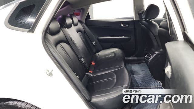 Kia K5 гибрид 2세대 Prestige, 2016 12