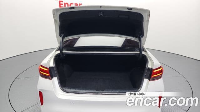 Kia K5 гибрид 2세대 Prestige, 2016 20