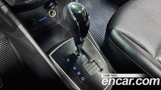 Hyundai Accent(новый кузов / новое поколение) Premier, 2012 9