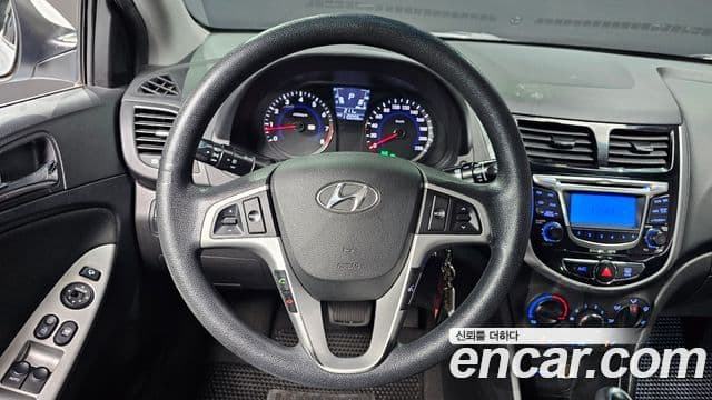 Hyundai Accent(новый кузов / новое поколение) Premier, 2012 13