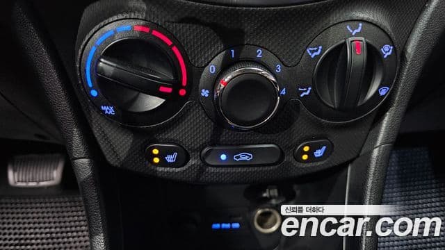 Hyundai Accent(новый кузов / новое поколение) Premier, 2012 16