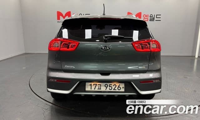 Kia Niro Prestige, 2018 4