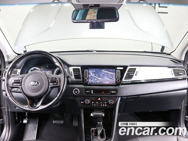 Kia Niro Prestige, 2018 6