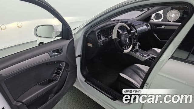 Audi New A4 B8, 2015 11