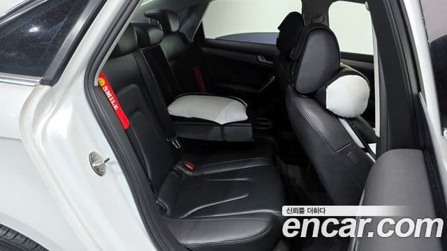 Audi New A4 B8, 2015 12