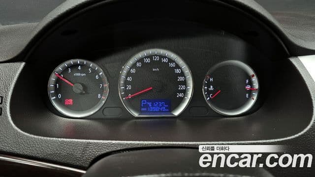 Hyundai NF Sonata 트랜스폼 Premier, 2008 8