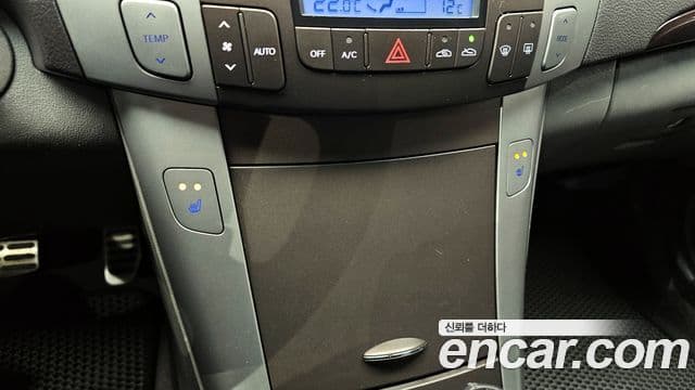 Hyundai NF Sonata 트랜스폼 Premier, 2008 16