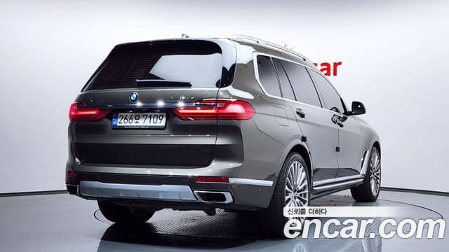 BMW X7 (G07) xDrive 40d Design Pure Excellence 7인승, 2022 2