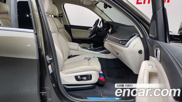 BMW X7 (G07) xDrive 40d Design Pure Excellence 7인승, 2022 11
