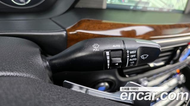 Genesis EQ900 Prestige, 2018 17