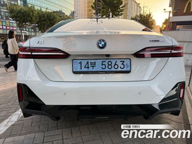 BMW i5 (G60) eDrive 40 M Sport, 2025 4