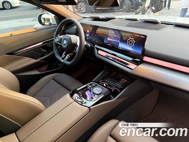 BMW i5 (G60) eDrive 40 M Sport, 2025 12