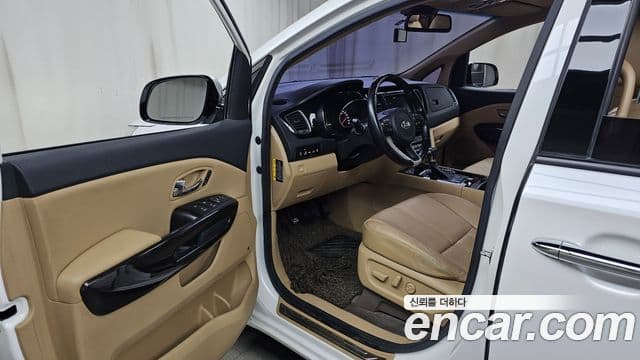 Kia All New Carnival President, 2017 10