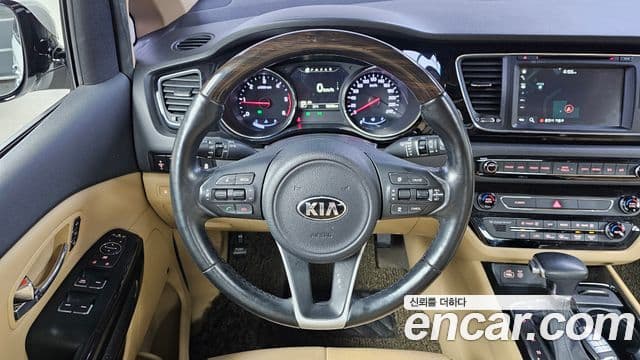 Kia All New Carnival President, 2017 13
