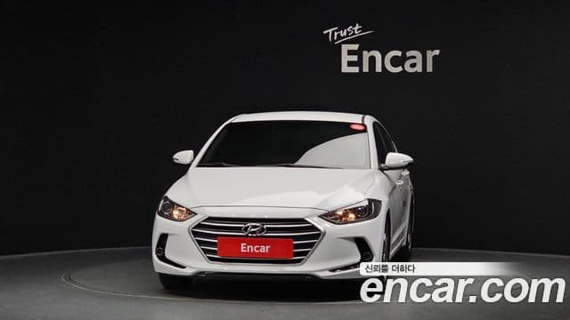 Hyundai Avante AD 1.6 GDI Smart, 2016 3