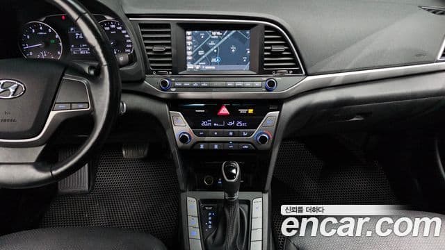 Hyundai Avante AD 1.6 GDI Smart, 2016 14