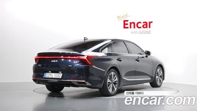 Kia K8 гибрид Signature, 2022 2