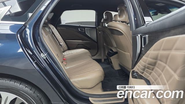 Kia K8 гибрид Signature, 2022 12