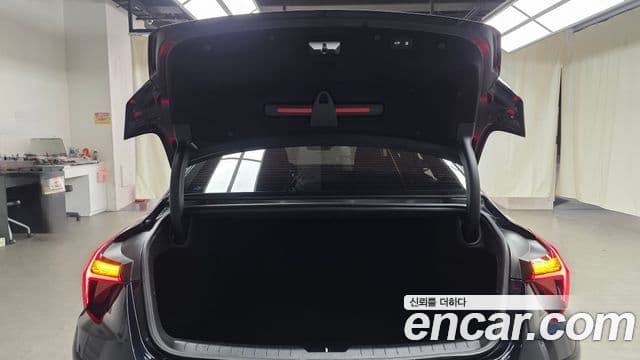 Kia K8 гибрид Signature, 2022 20