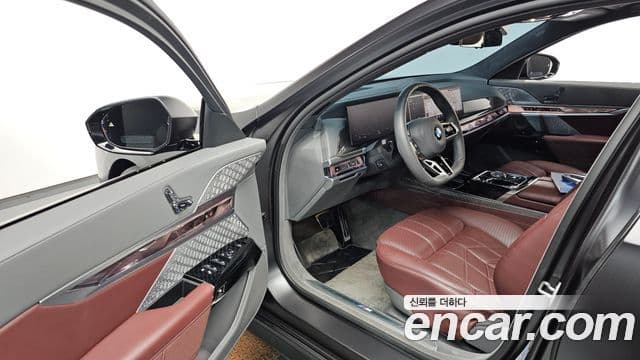 BMW 7시리즈 (G70) 740i sDrive M Sport, 2023 11
