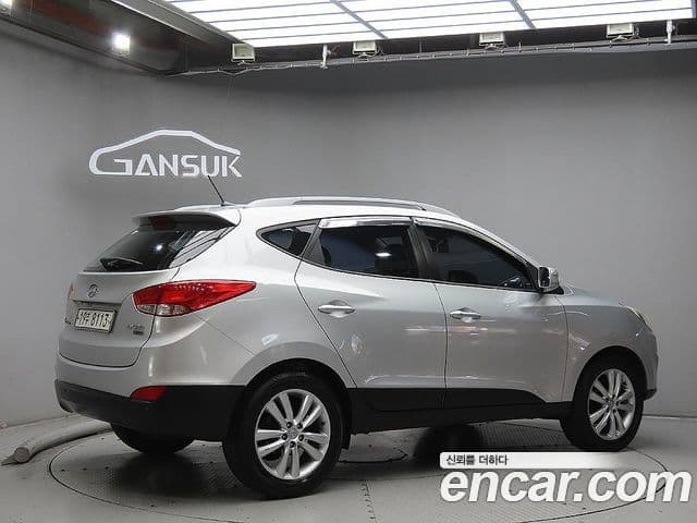 Hyundai Tucson ix Luxury, 2010 4