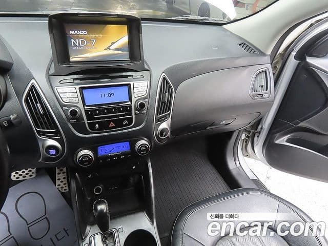 Hyundai Tucson ix Luxury, 2010 7