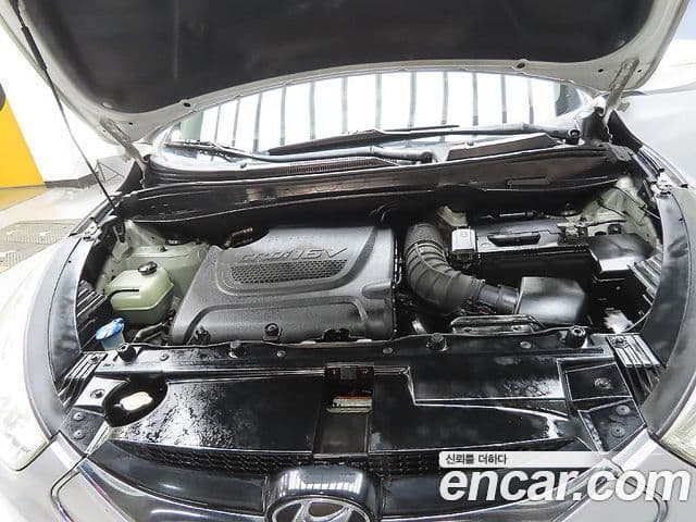 Hyundai Tucson ix Luxury, 2010 8