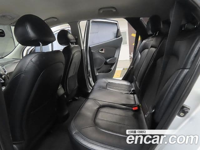 Hyundai Tucson ix Luxury, 2010 10