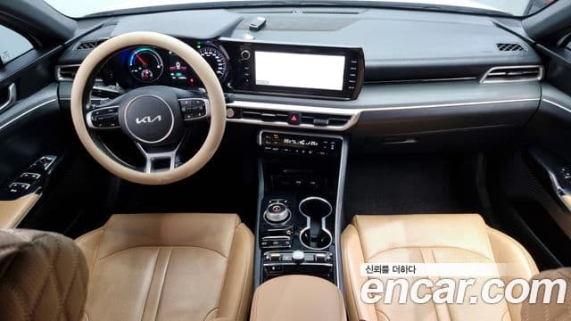 Kia K5 гибрид 3세대 Prestige, 2023 7