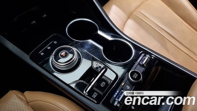 Kia K5 гибрид 3세대 Prestige, 2023 9