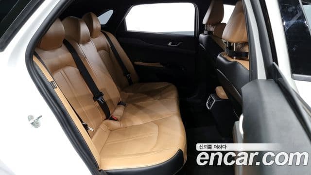 Kia K5 гибрид 3세대 Prestige, 2023 12