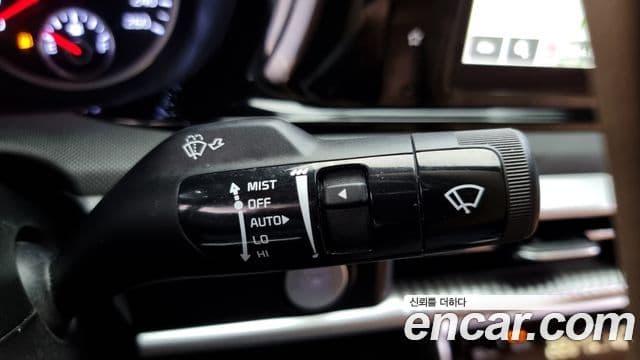 Kia K5 гибрид 3세대 Prestige, 2023 18