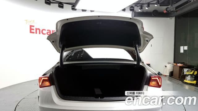 Kia K5 гибрид 3세대 Prestige, 2023 20