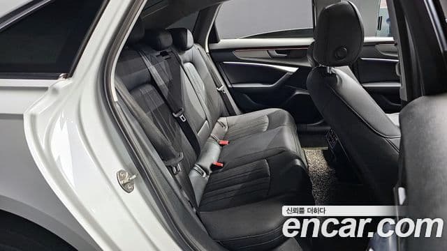 Audi A6 (C8), 2021 12