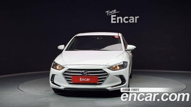 Hyundai Avante AD 1.6 GDI Value Plus, 2017 3