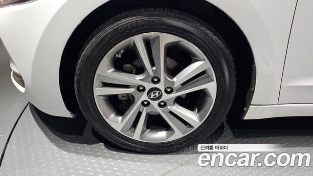 Hyundai Avante AD 1.6 GDI Value Plus, 2017 все фото