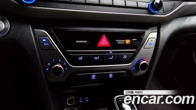 Hyundai Avante AD 1.6 GDI Value Plus, 2017 16