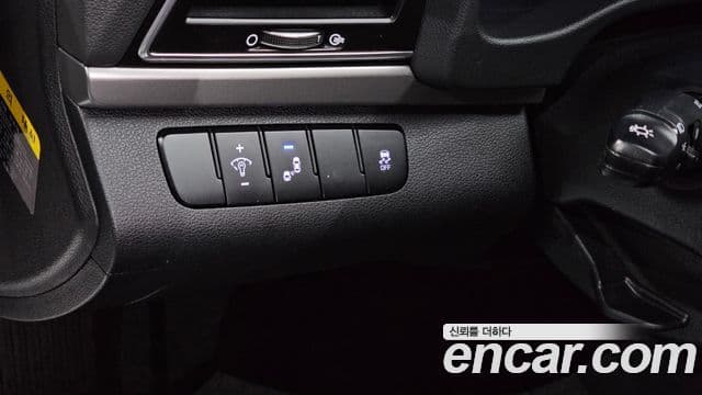 Hyundai Avante AD 1.6 GDI Value Plus, 2017 17