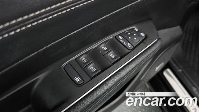 Renault Korea(Samsung) SM6 2.0 LPe RE (для людей с инвалидностью), 2019 18