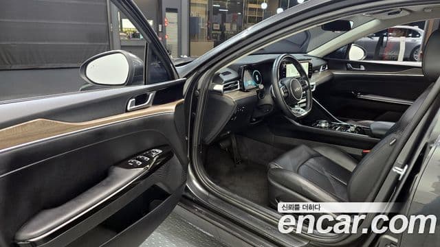 Kia K5 3세대 Noblesse, 2022 11
