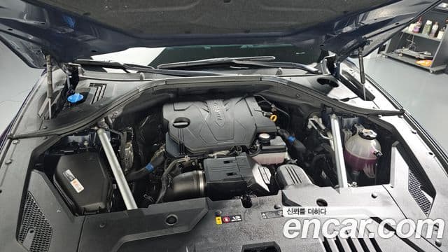 Genesis GV70, 2021 6