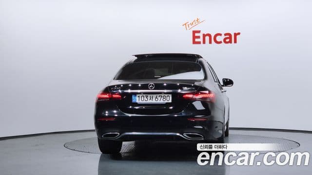 Mercedes-Benz E-класс W213 AMG Line, 2022 4