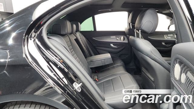 Mercedes-Benz E-класс W213 AMG Line, 2022 12