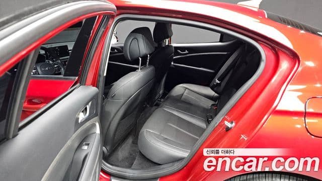 Genesis The / новый New G70, 2022 12