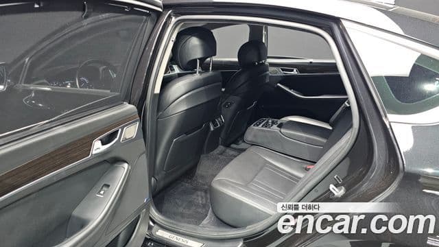 Genesis G80 Premium Luxury, 2019 12