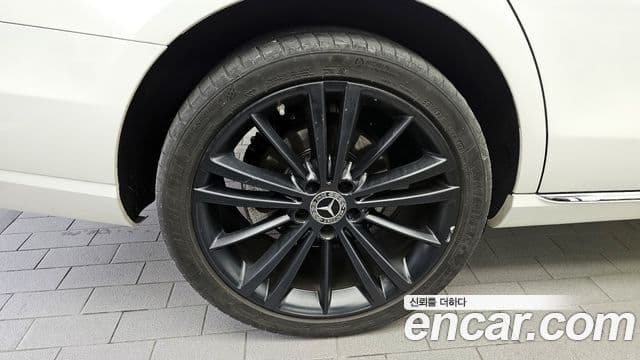 Mercedes-Benz E-класс W213 Avantgarde, 2018 все фото