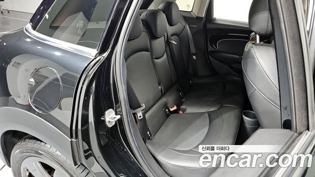 Mini Cooper 3세대, 2023 12